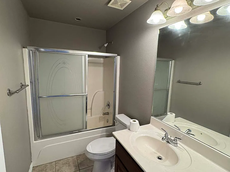 1457 Prairie View Ave — Photo 14