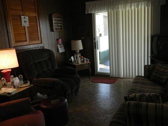 3rd image of 202 Greever Ave