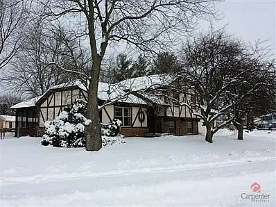 4236 Southgate Dr photo 1