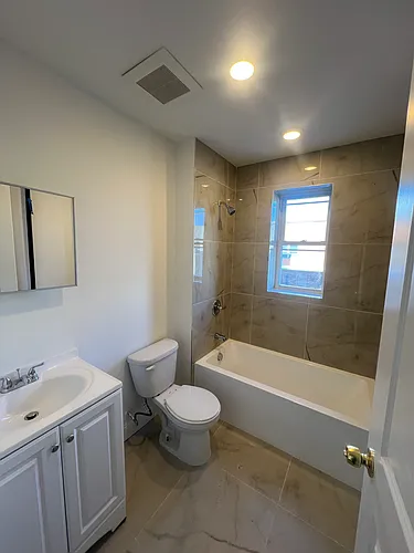 570 Broadway Photo 1