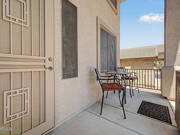 3rd image of 17420 W MOHAVE Street