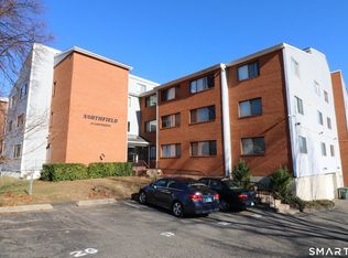 18 Amsterdam Ave Unit 3A, Bridgeport, CT 06606