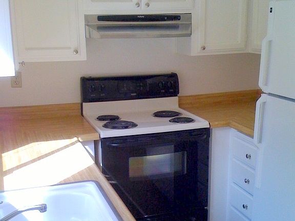 4th image of 2224 Leland Ct