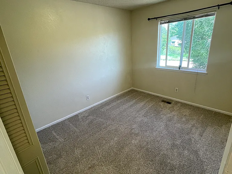 2341 Split Rock Dr — Photo 12