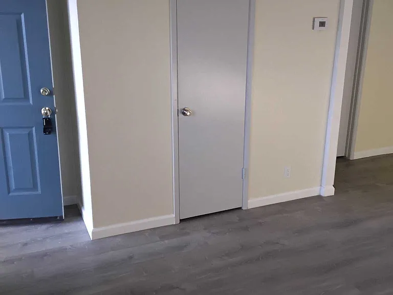 110 Dorsey Dr #5 — Photo 2