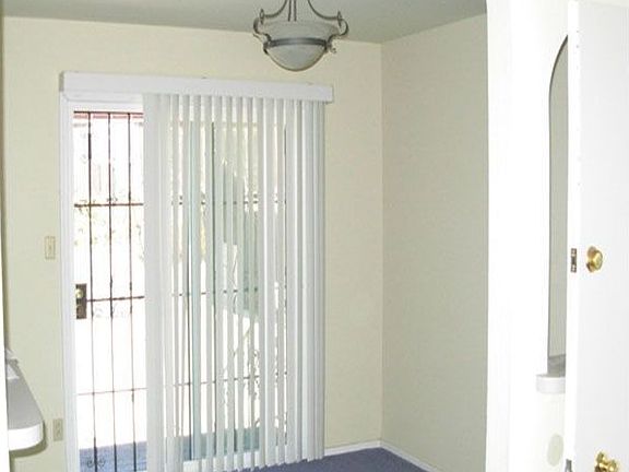 4th image of 112 Whitecliff Dr