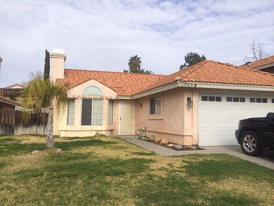 1st image of 23676 Sierra Oak Dr