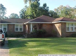 328 Oak St, Denham Springs, LA 70726