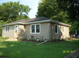 593 Miller Ave SW, Hutchinson, MN 55350