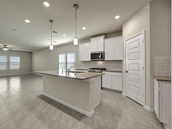 5th image of 2223 Cherryvale Dr