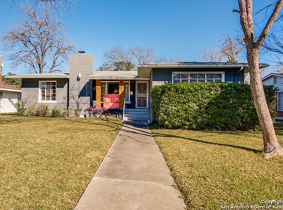 2nd image of 163 Cromwell Dr
