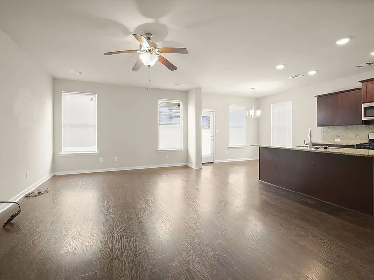 39405 Legacy Lake Dr — Photo 18