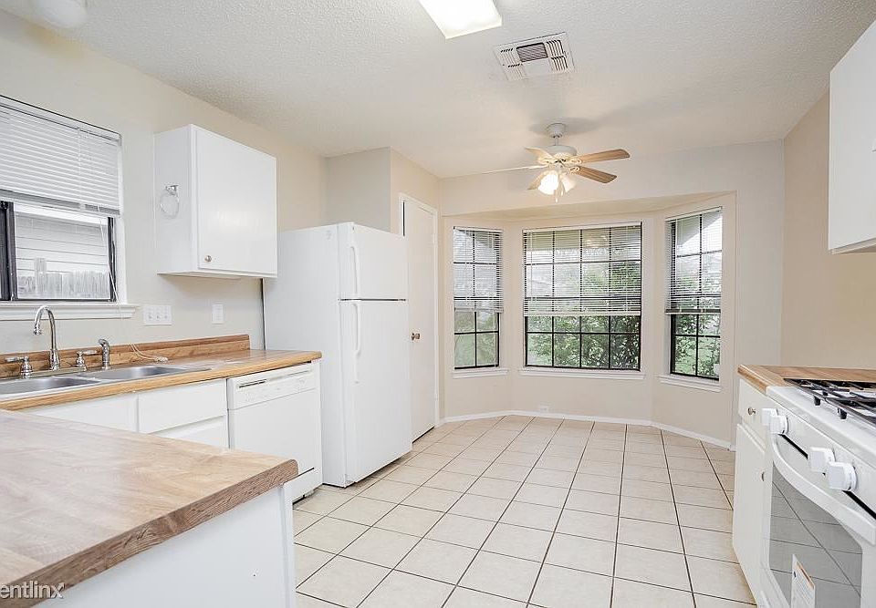 1st image of 11505 Hidden Quail Dr