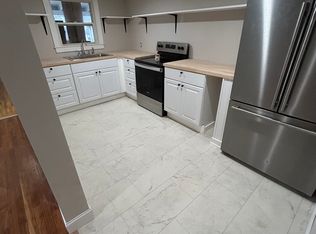 79 Hill St #201, Biddeford, ME 04005