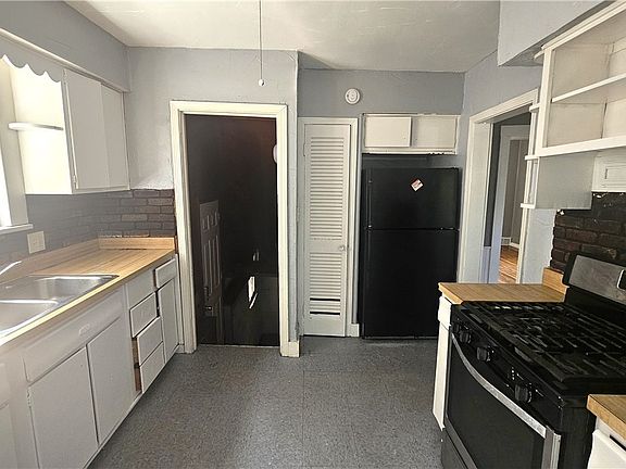 4th image of 9910 Zimmer Ave