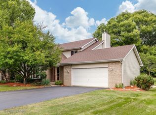 2300 Jackson Branch Dr, New Lenox, IL 60451