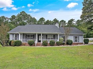 133 Dolphin Dr, Raeford, NC 28376