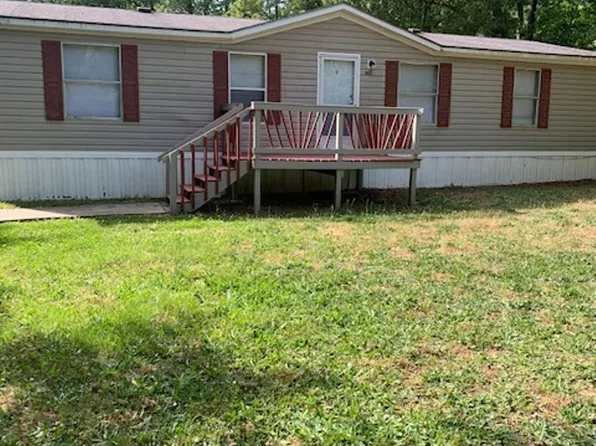 142 Mr Cash Dr, Cowpens, SC 29330