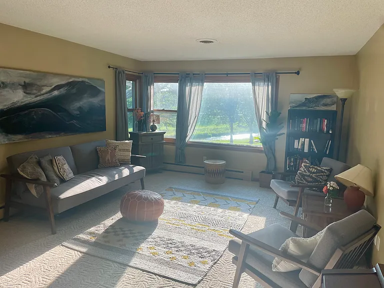 864 9th Ave SE #3 — Photo 4