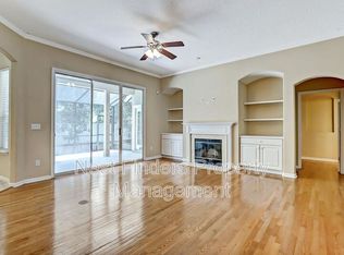 160 Strawberry Ln, Saint Johns, FL 32259