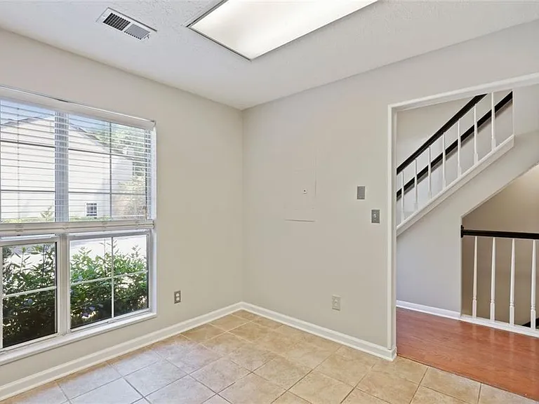 507 Wedgewood Way — Photo 5