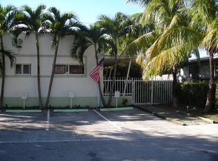 560 NE 68th St APT 2, Miami, FL 33138