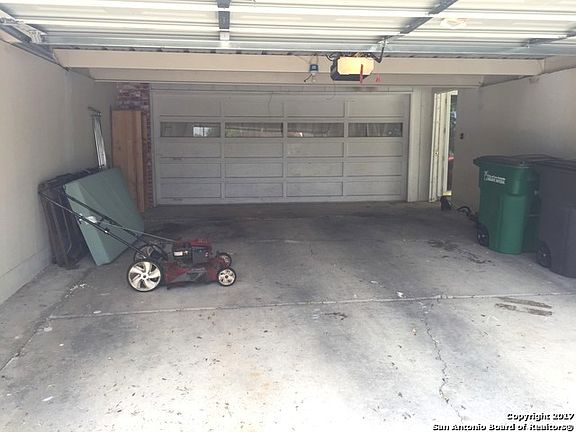 3rd image of 8027 Westshire Dr