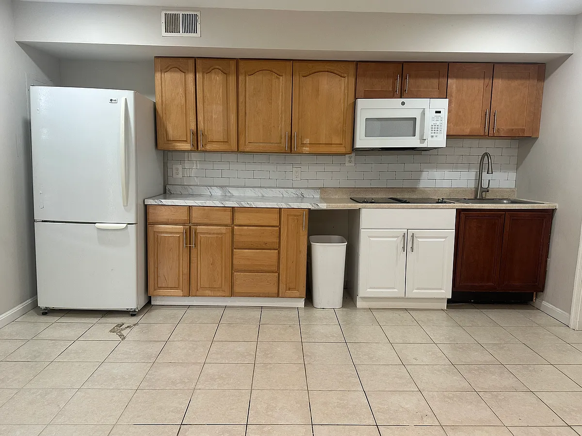 Building Photo - 5153 Havering Way #1