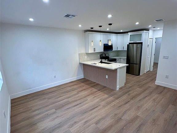 3rd image of 1282 NW 35th St #1