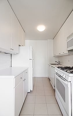 3rd image of 350 W 51st St APT 14D