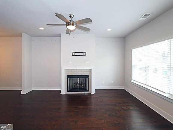 3rd image of 2163 Wiggins Walk