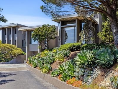 83 Mount Tiburon Rd, Belvedere Tiburon, CA, 94920