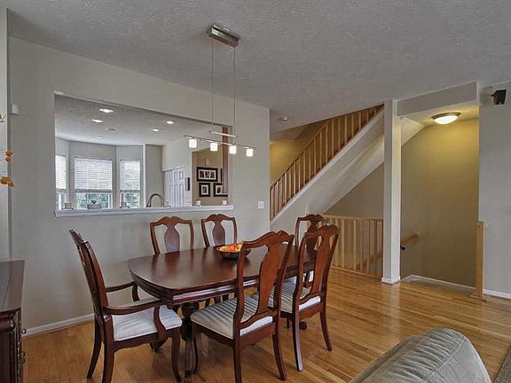 3rd image of 1334 Laurel Park Dr