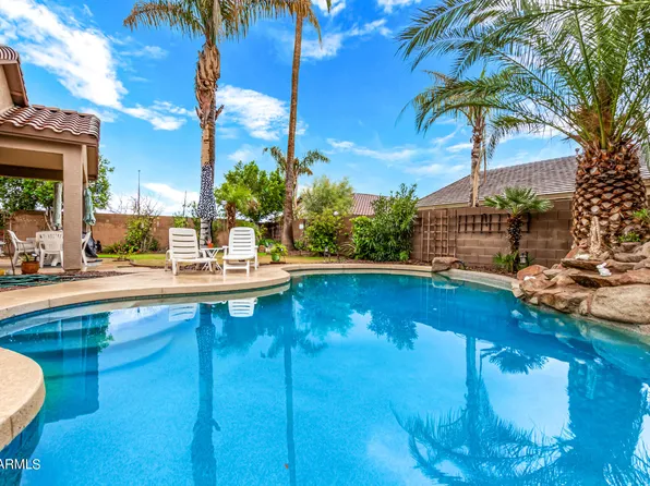 3169 E COUNTRY SHADOWS Street, Gilbert, AZ 85298