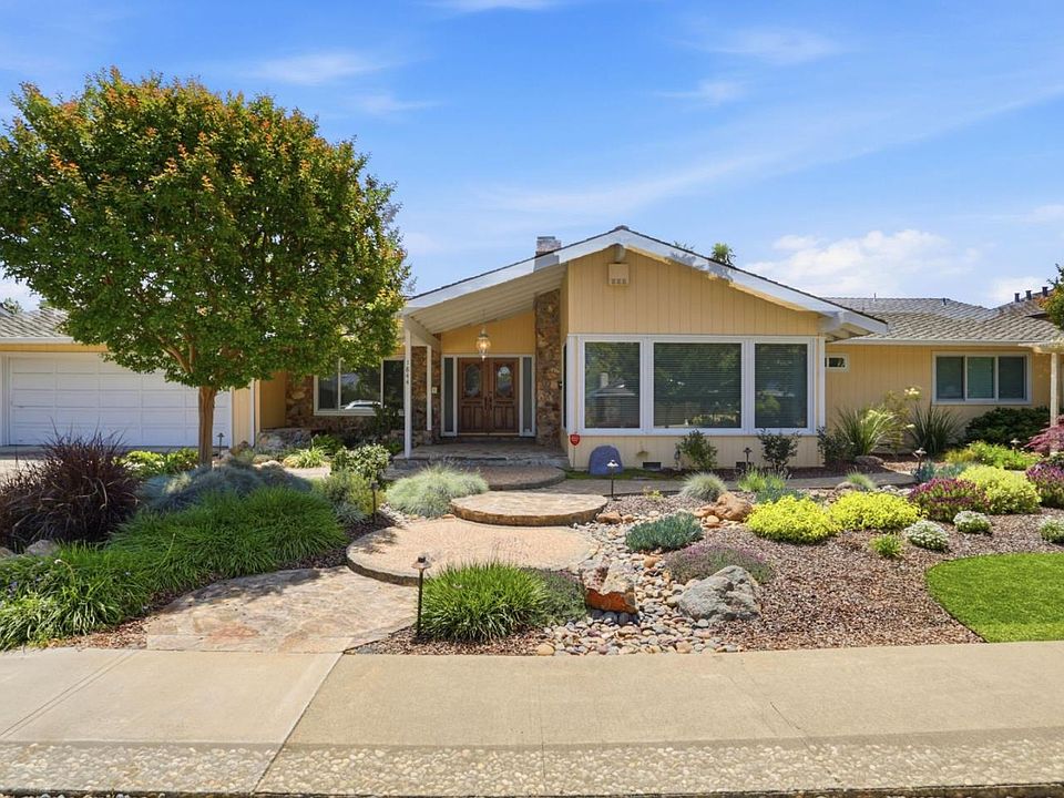 1st image of 1844 Arroyo Seco Dr