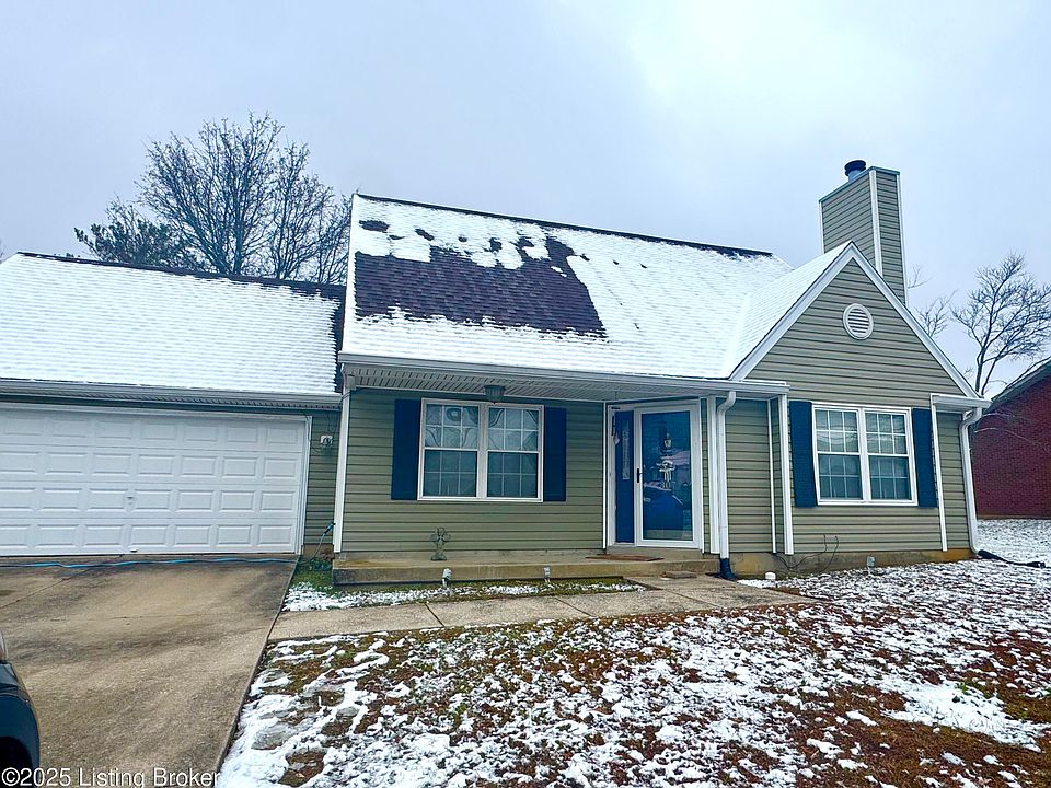 1st image of 307 Oak Valley Dr