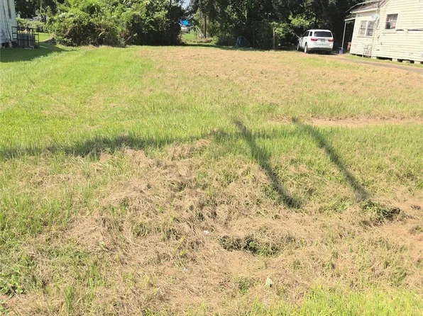 850 Church St, Beaumont, TX 77705