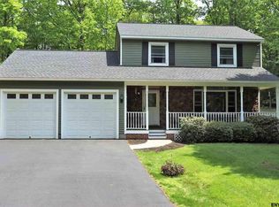 19 Woodland Dr, Gansevoort, NY 12831