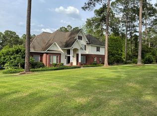 101 Kathy Cir, Douglas, GA 31533