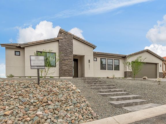 4th image of 15211 N Catalpa Place
