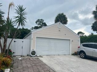 5722 Dewberry Way, West Palm Beach, FL 33415
