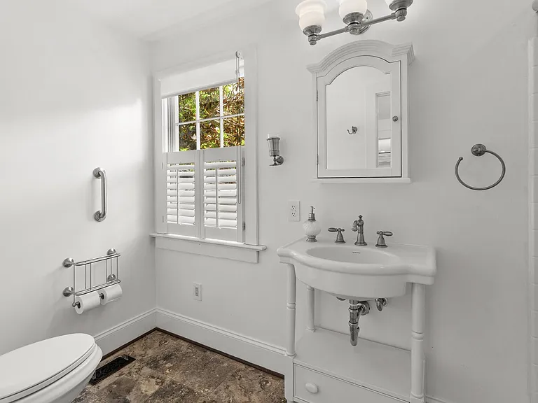 5523 White Hall Rd — Photo 15