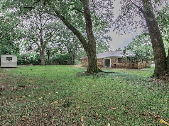 2nd image of 8451 Stratford Dr