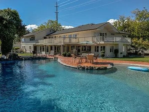 23 S Foothill Rd