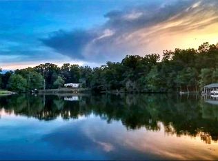 211 Bonner Rd, Mountain Rest, SC 29664