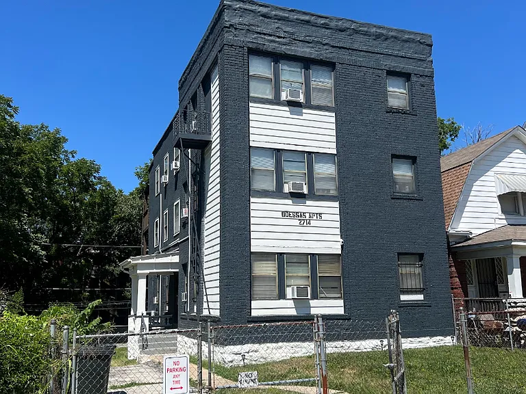 2714 Olive St #1W — Photo 1