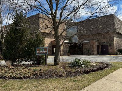 907 S Williams St APT 210, Westmont, IL, 60559