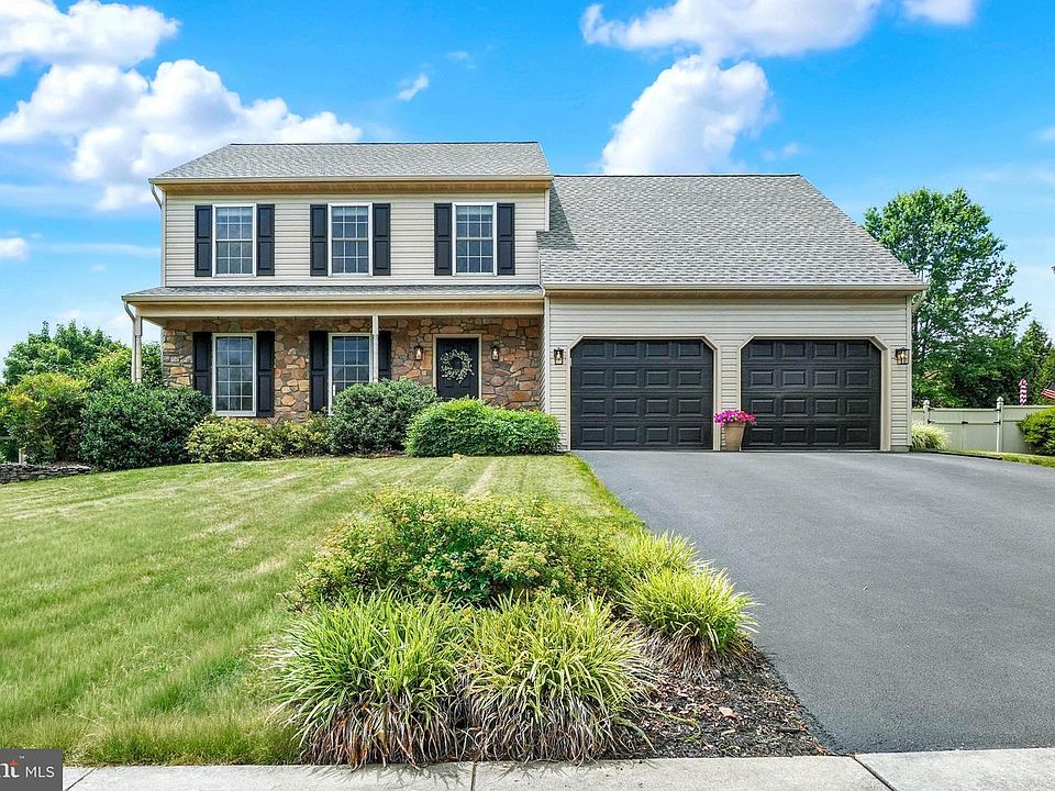 1st image of 130 Bitternut Rd