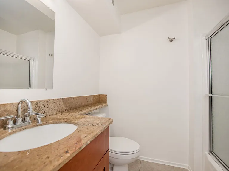2323 Huntington St #902 — Photo 20