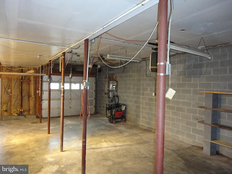 814 Rustic Ln — Photo 69